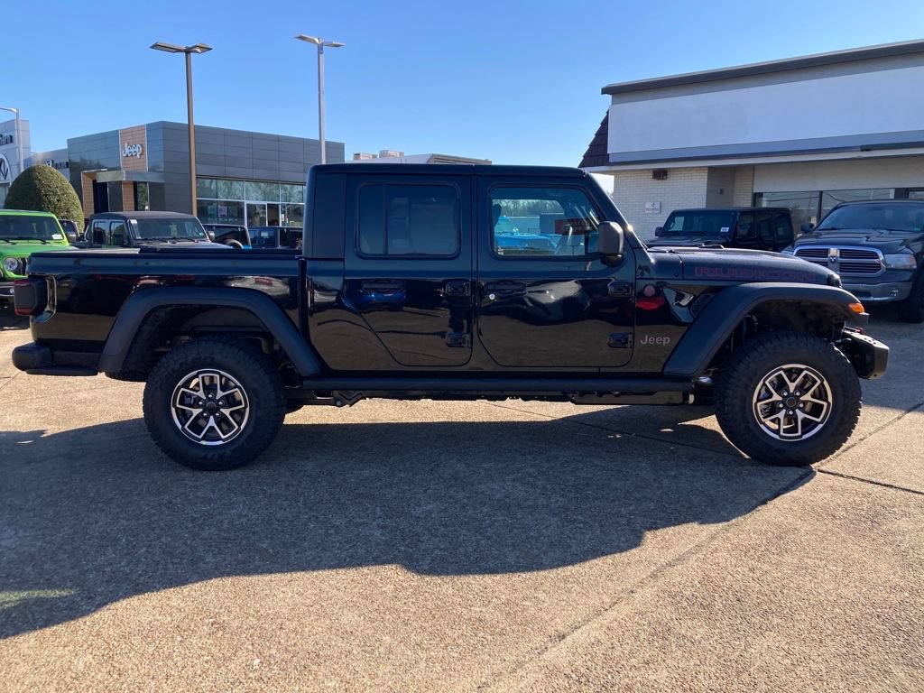 New 2026 Jeep Gladiator Rubicon w/ Safety Group AWD/4WD image 7