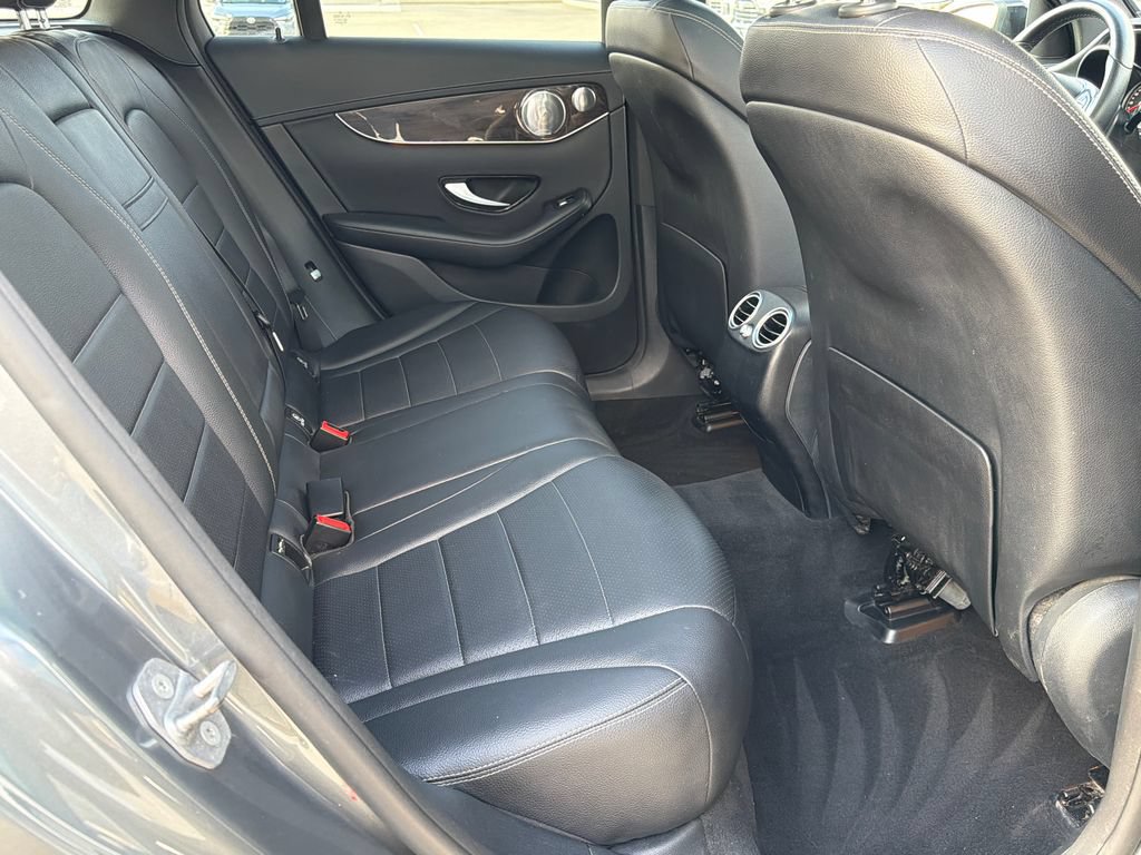 Used 2017 Mercedes-Benz GLC 300 4MATIC image 14