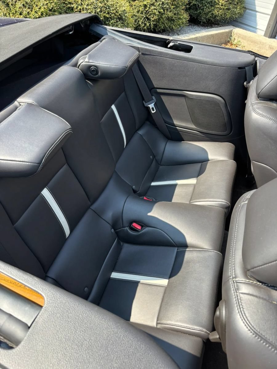 Used 2011 Ford Mustang GT Premium w/ Electronics Pkg RWD image 16