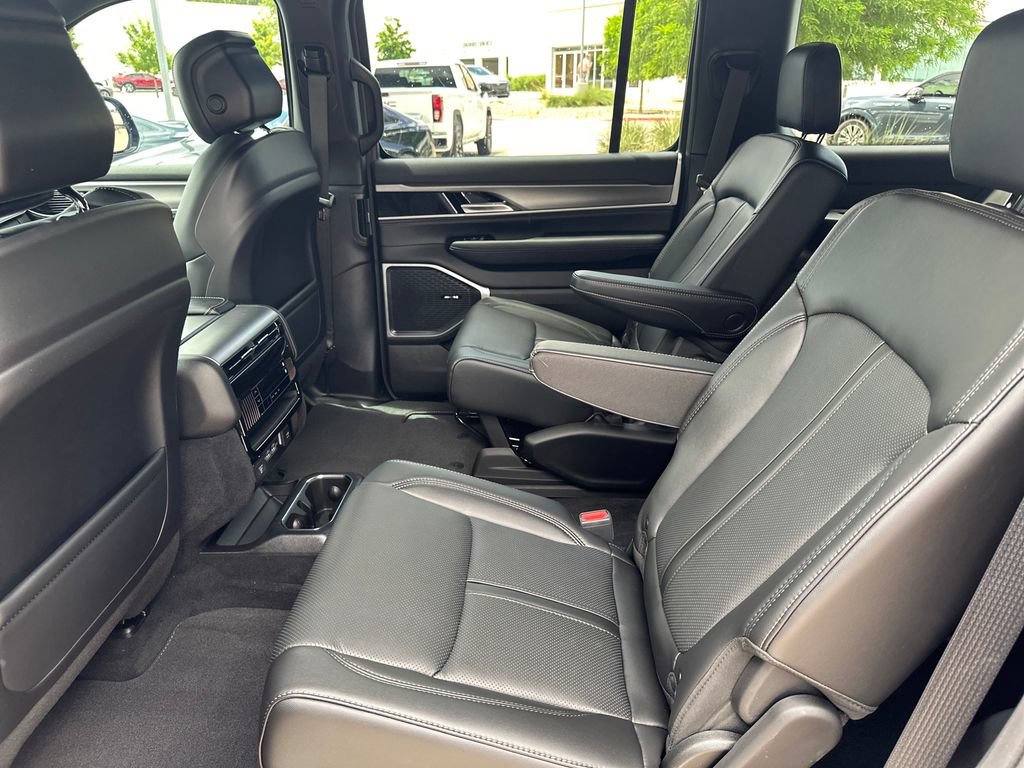 New 2026 Jeep Grand Wagoneer 4WD image 33