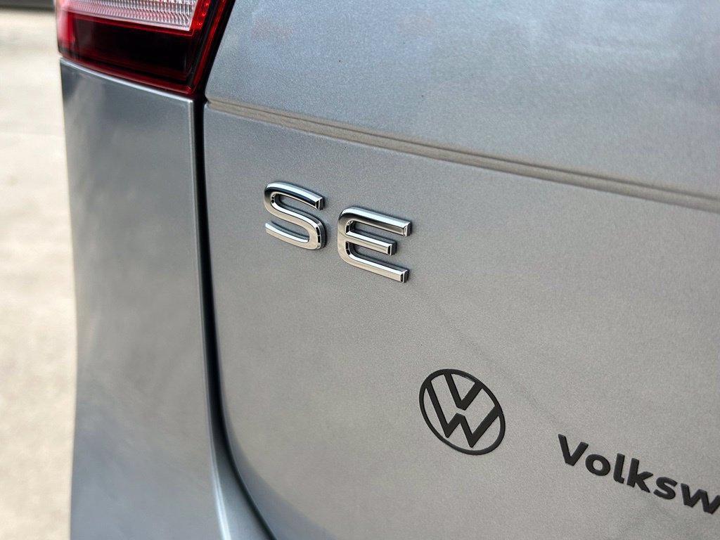 Certified 2023 Volkswagen Tiguan SE w/ Panoramic Sunroof Package FWD image 48