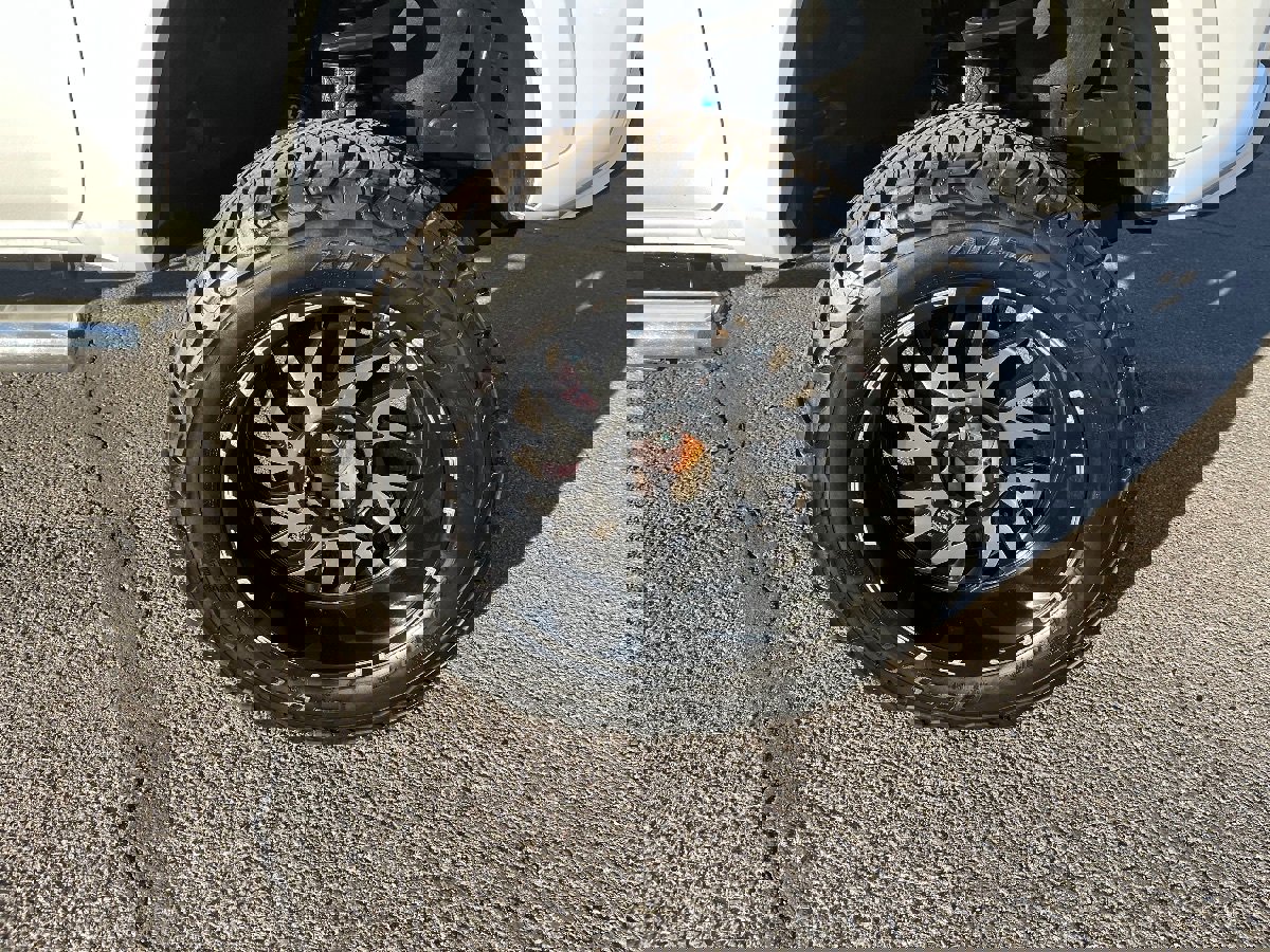 Used 2016 Toyota Tacoma TRD Sport image 43