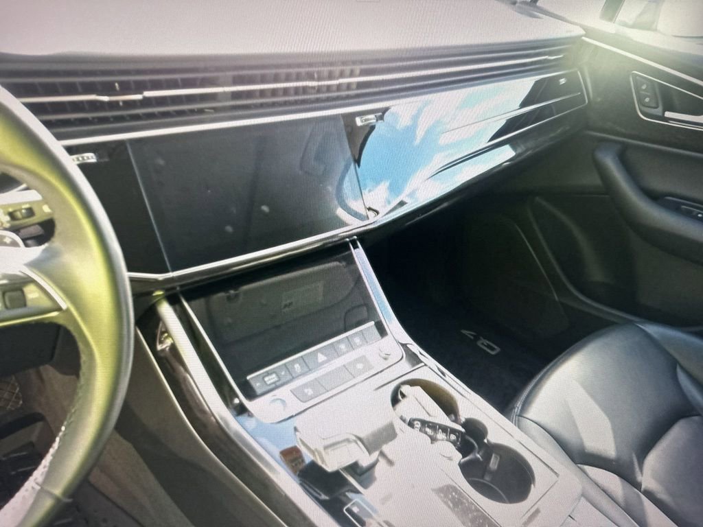 Used 2022 Audi Q7 3.0T Premium w/ Convenience Package image 7