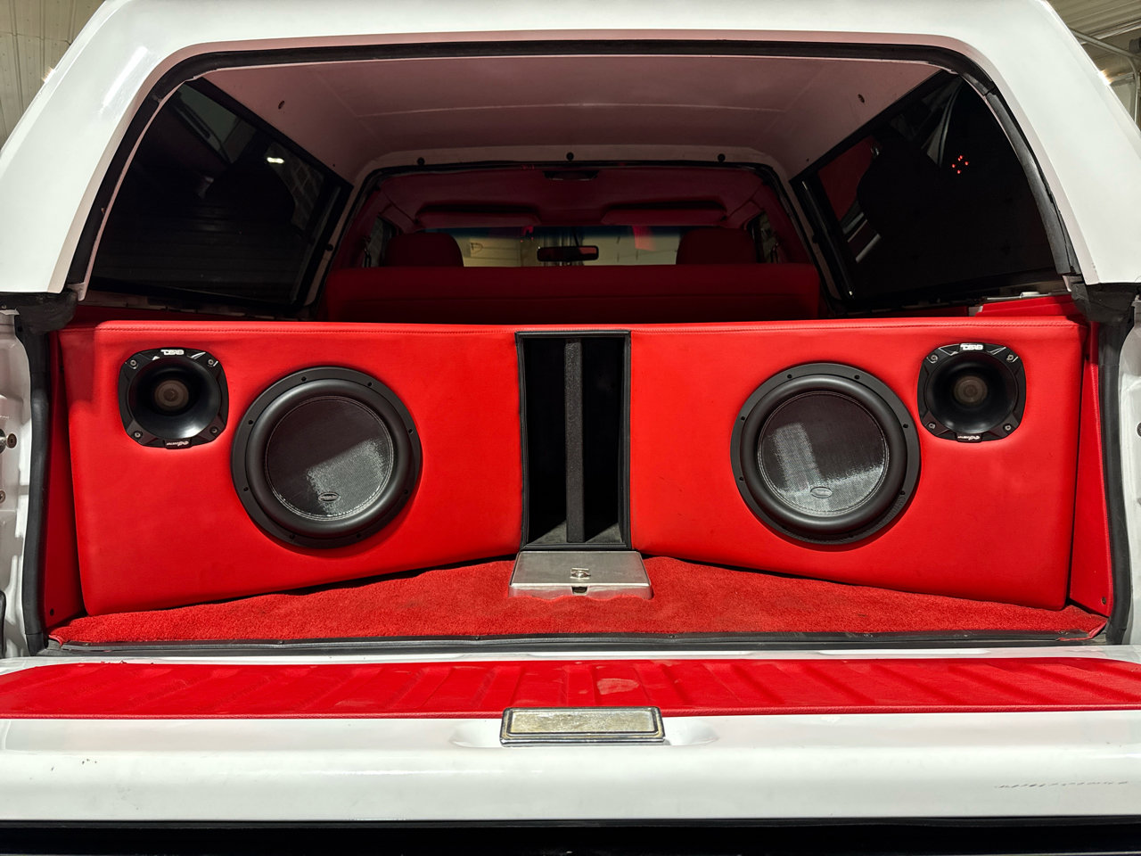 Used 1994 Ford Bronco XLT image 72