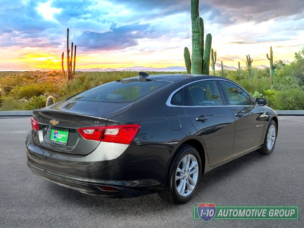 Used 2018 Chevrolet Malibu LT FWD image 9