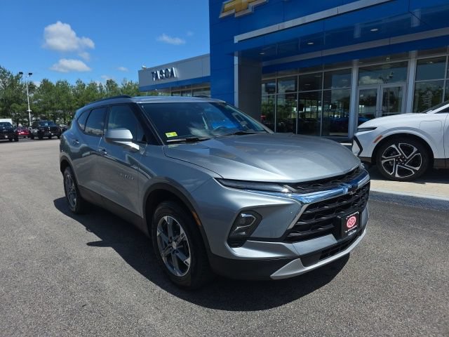 Used 2024 Chevrolet Blazer LT w/ Convenience Package AWD/4WD image 1