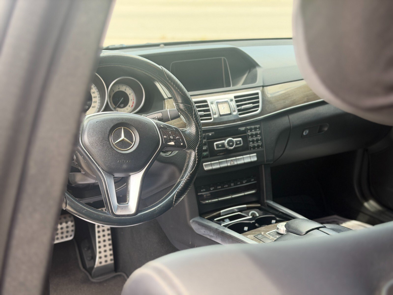 Used 2014 Mercedes-Benz E 350 Sedan w/ Premium 1 Package image 12