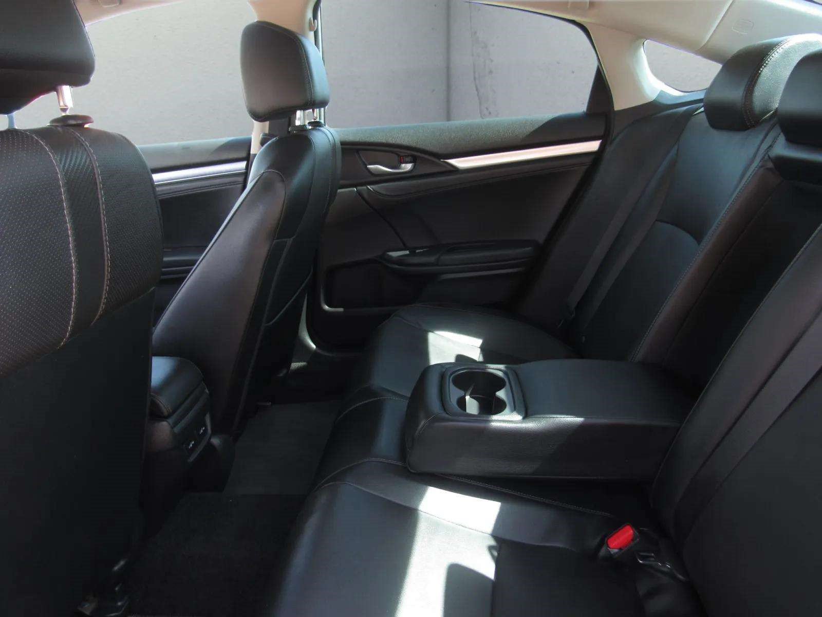 Certified 2017 Honda Civic Touring image 13