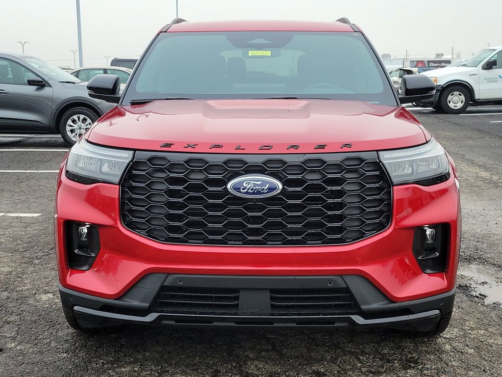 New 2026 Ford Explorer ST-Line w/ ST-Line Street Pack image 2