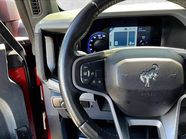 Used 2023 Ford Bronco Black Diamond w/ Sasquatch Package image 18