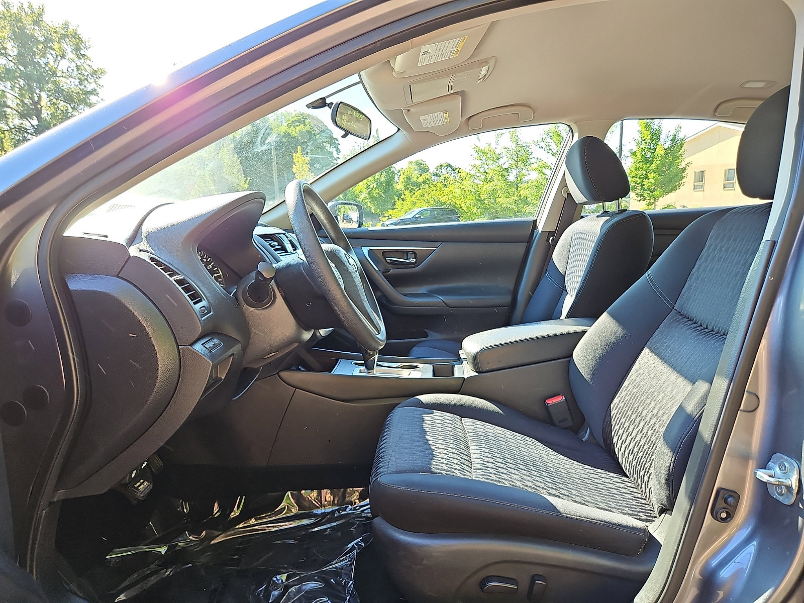 Certified 2018 Nissan Altima 2.5 S w/ S Convenience Package FWD image 13