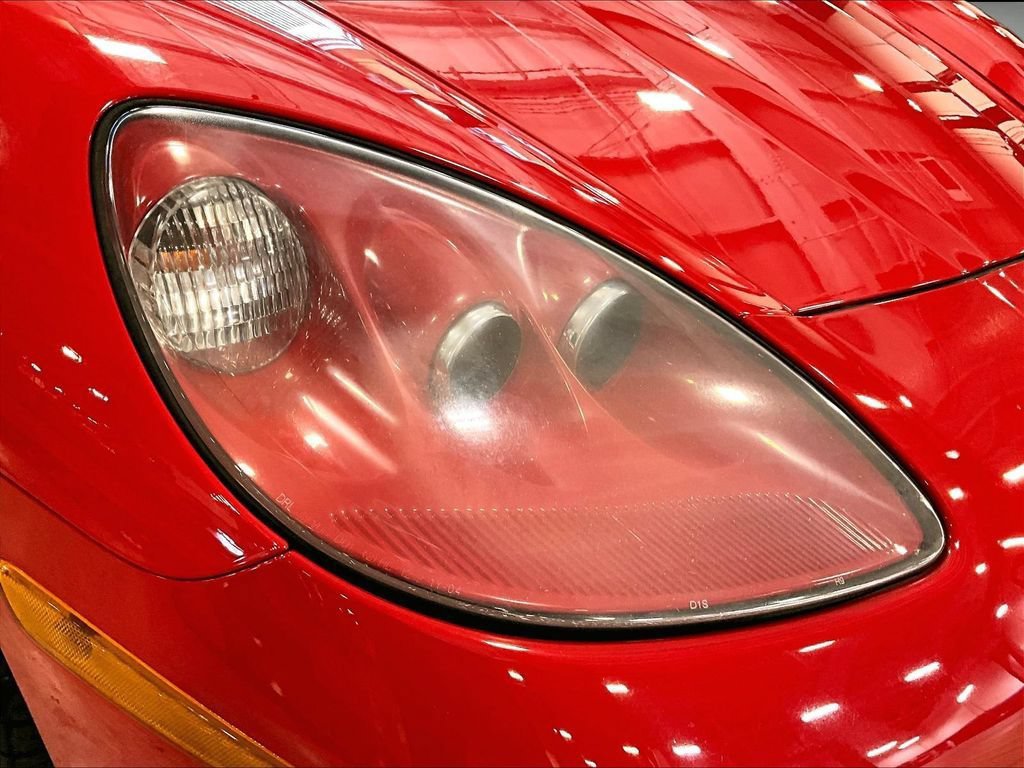 Used 2006 Chevrolet Corvette Convertible w/ Preferred Equipment Group RWD image 33