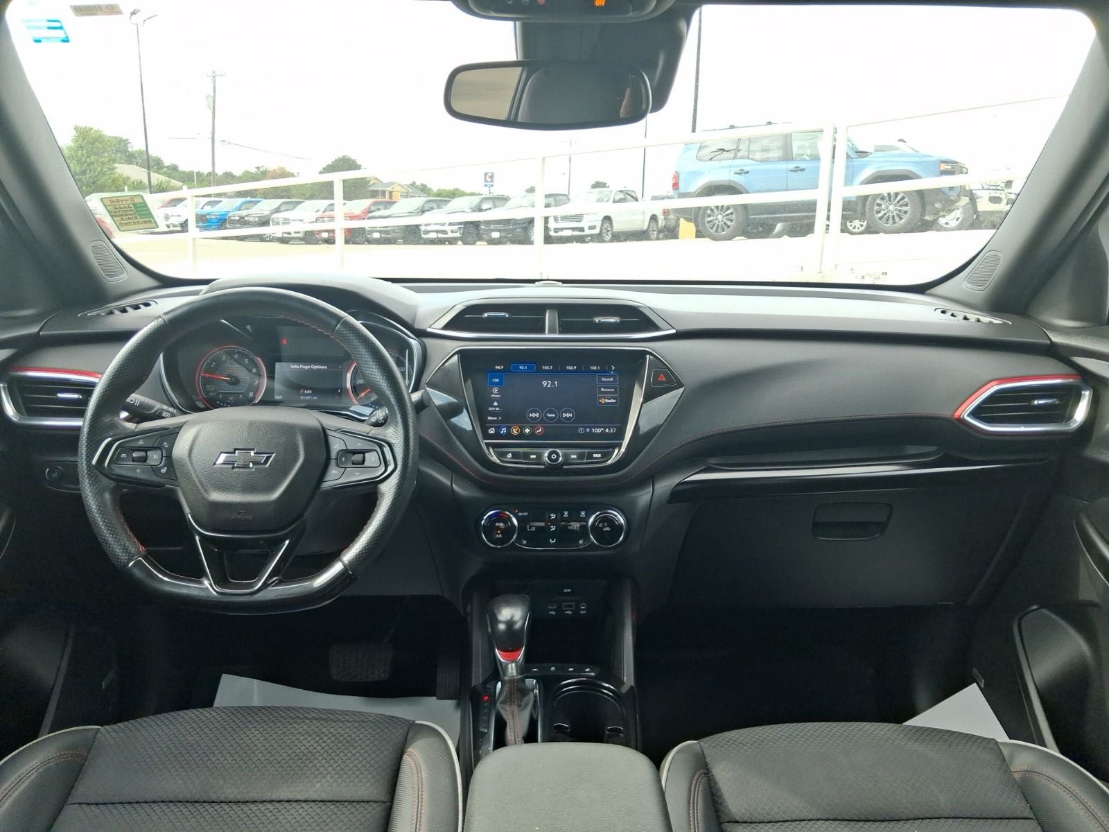 Used 2022 Chevrolet TrailBlazer RS w/ Technology Package FWD image 12
