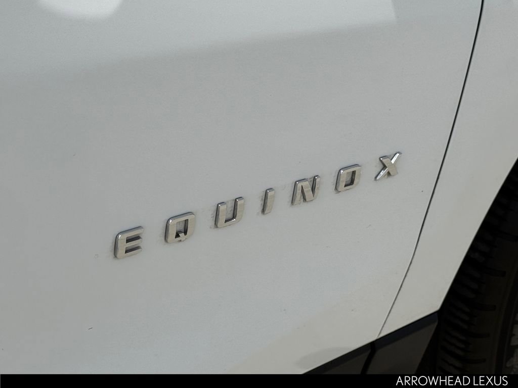 Used 2018 Chevrolet Equinox Premier FWD image 32