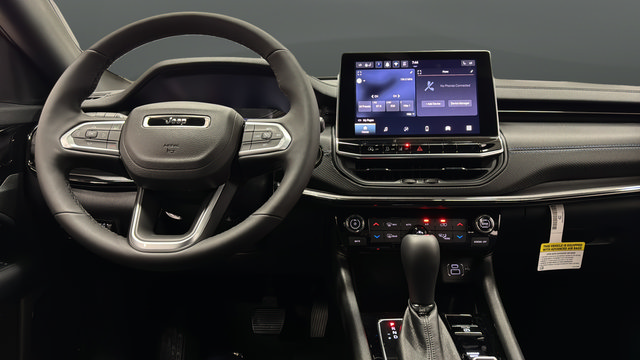 New 2026 Jeep Compass Latitude AWD/4WD image 10
