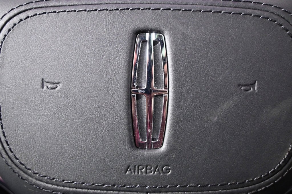 New 2026 Lincoln Nautilus Reserve w/ Jet Appearance Package image 36