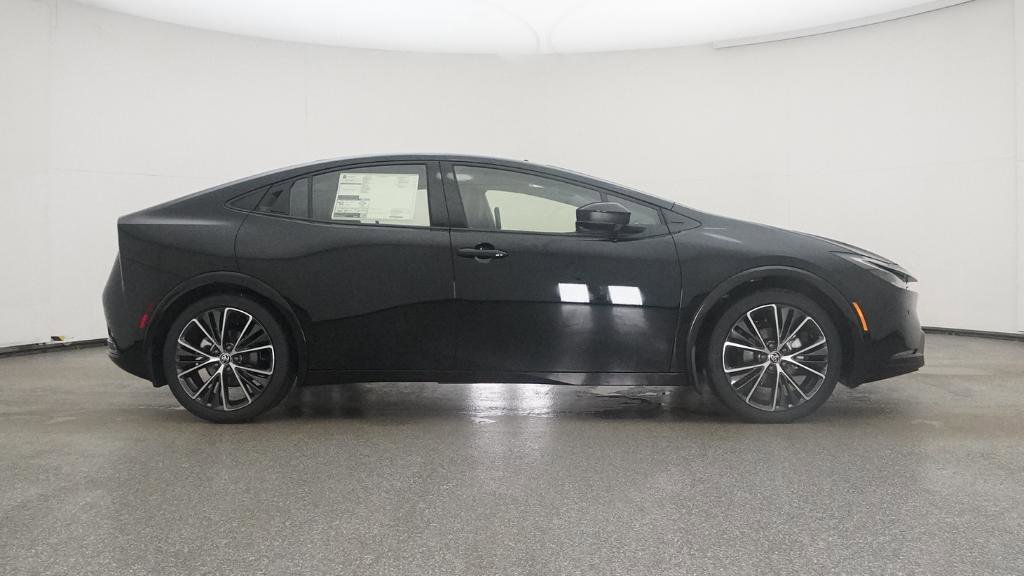 New 2026 Toyota Prius XLE image 30