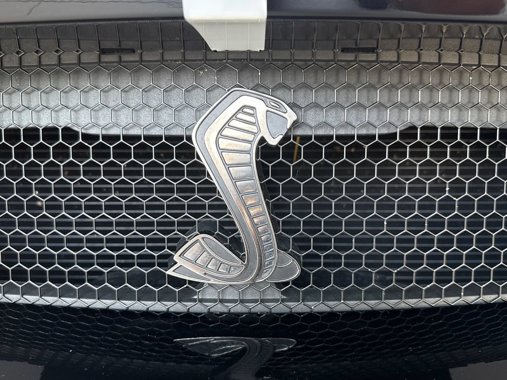 Used 2020 Ford Mustang Shelby GT500 w/ Carbon Fiber Track Pack RWD image 13