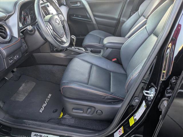 Used 2017 Toyota RAV4 SE image 14