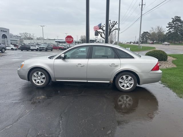 Used 2007 Ford Five Hundred SEL FWD image 4