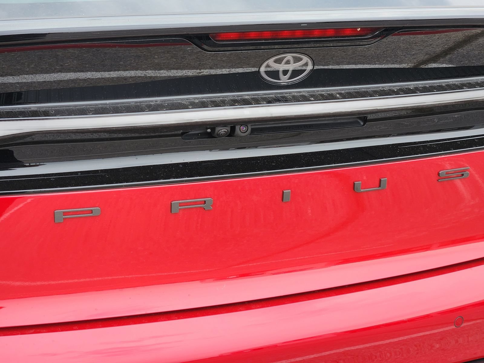 New 2026 Toyota Prius Plug-In Hybrid w/ Limited Premium Package FWD image 10