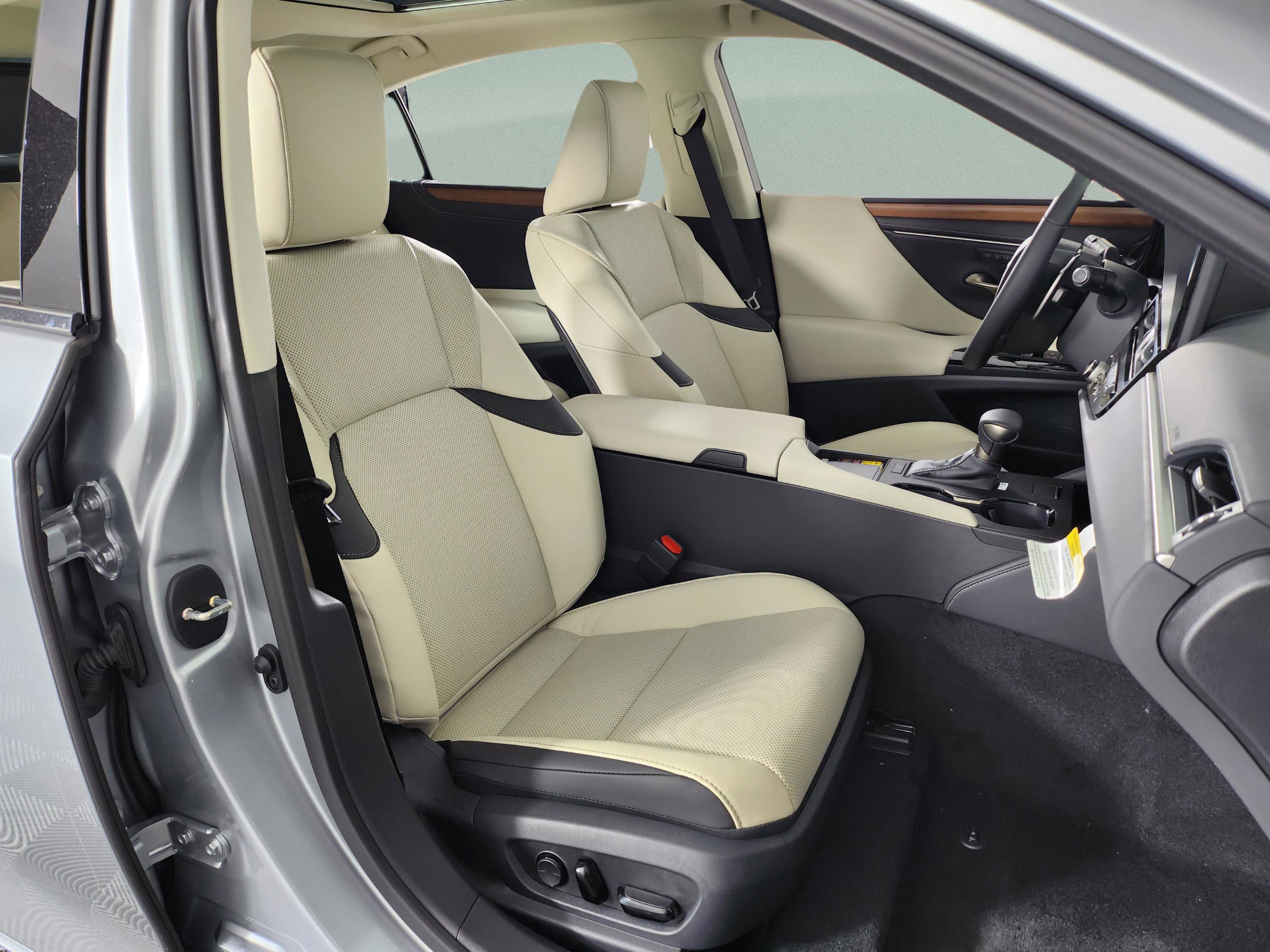 New 2025 Lexus ES 350 w/ Premium Package image 38