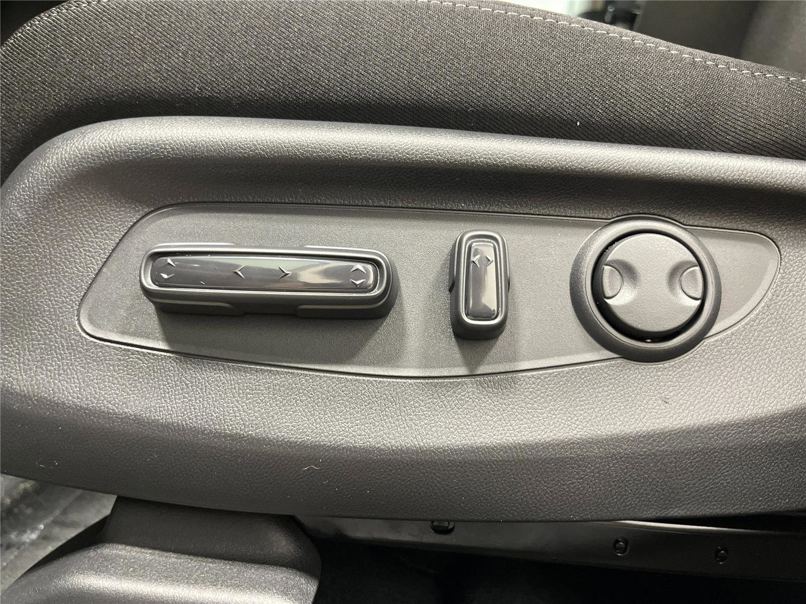 New 2026 Honda CR-V EX image 13