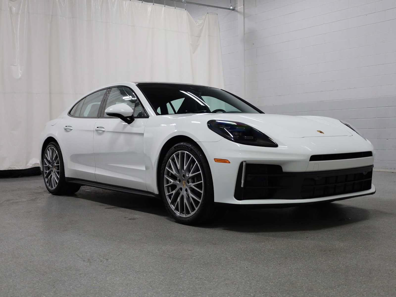 Certified 2024 Porsche Panamera 4 AWD/4WD image 13