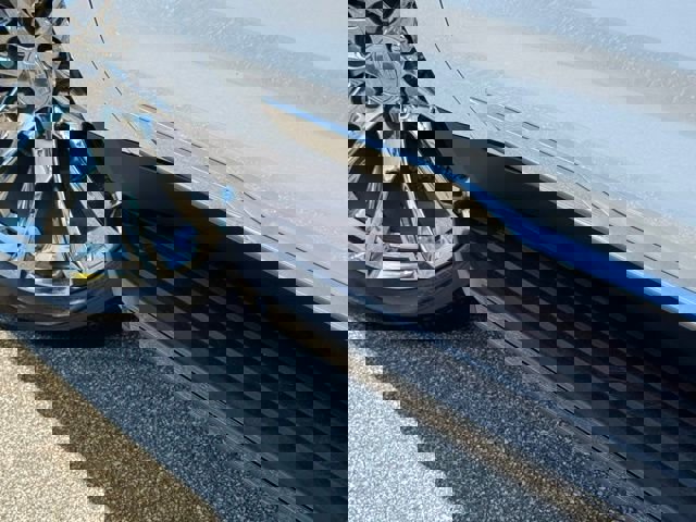 Certified 2023 Cadillac Escalade Premium Luxury w/ LPO, Radiant Package image 13