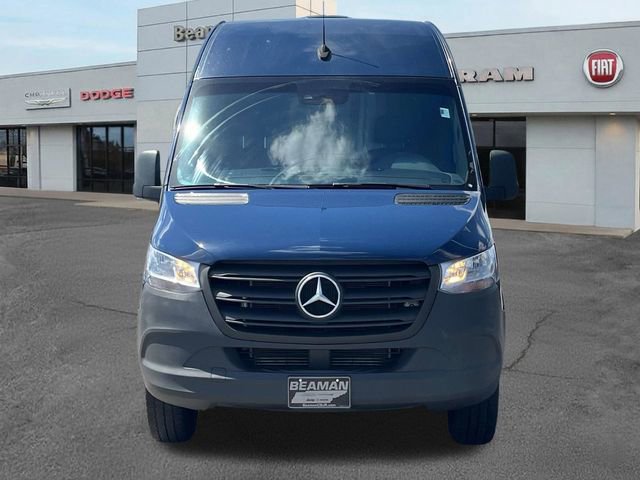 Used 2022 Mercedes-Benz Sprinter 3500 video 2