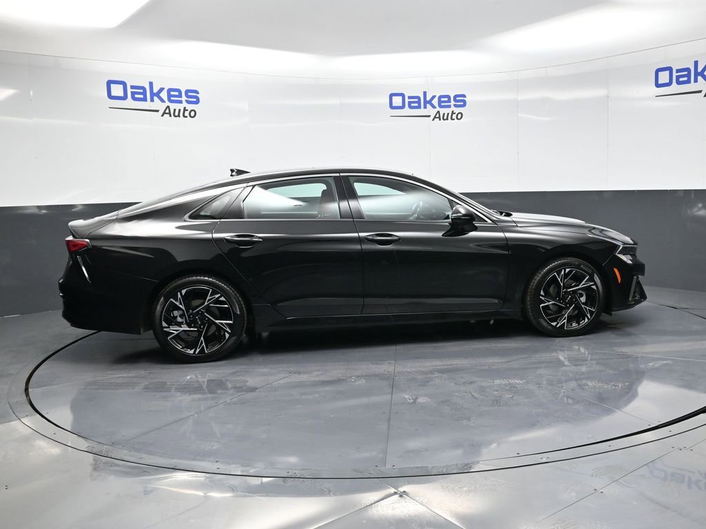 Certified 2025 Kia K5 GT-Line w/ GT-Line Premium Package image 9