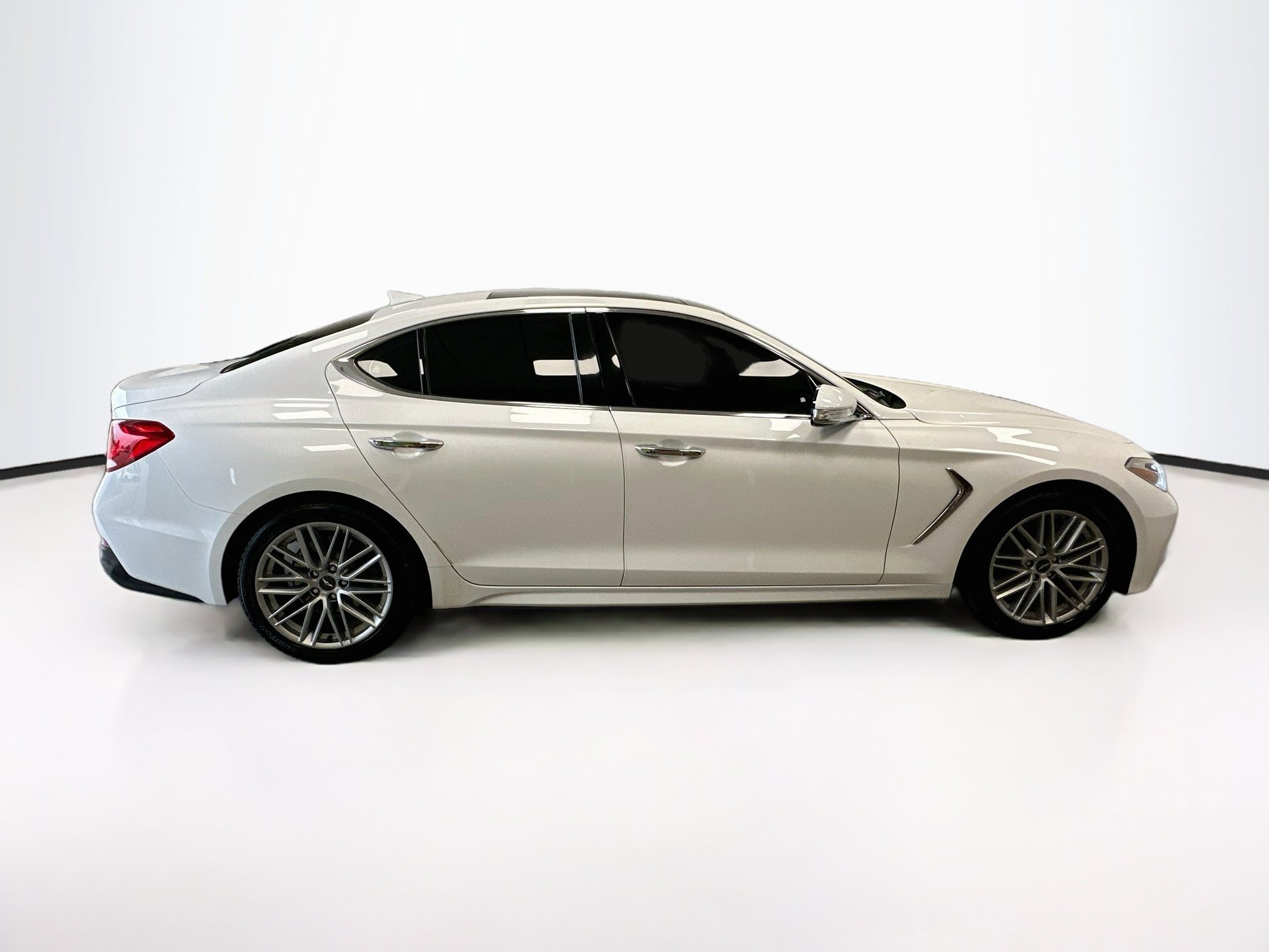Used 2020 Genesis G70 2.0T w/ Elite Package AWD/4WD image 10