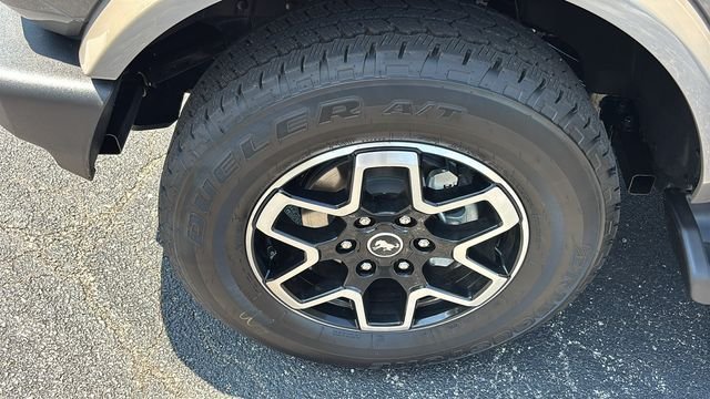 New 2026 Ford Bronco Outer Banks AWD/4WD image 32
