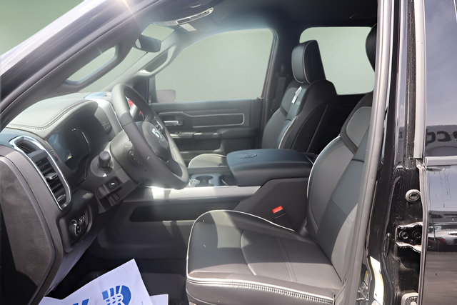 New 2026 RAM 3500 Laramie AWD/4WD image 15