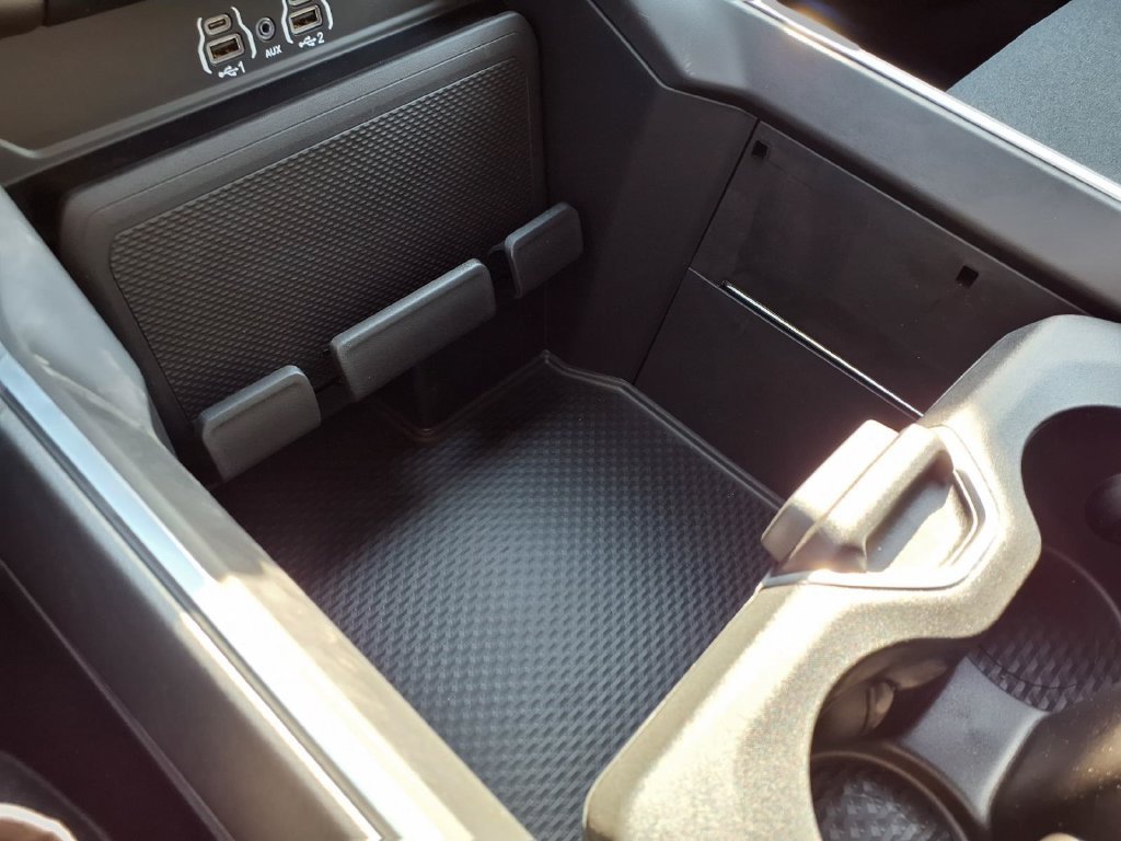 New 2026 RAM 1500 Express AWD/4WD image 10
