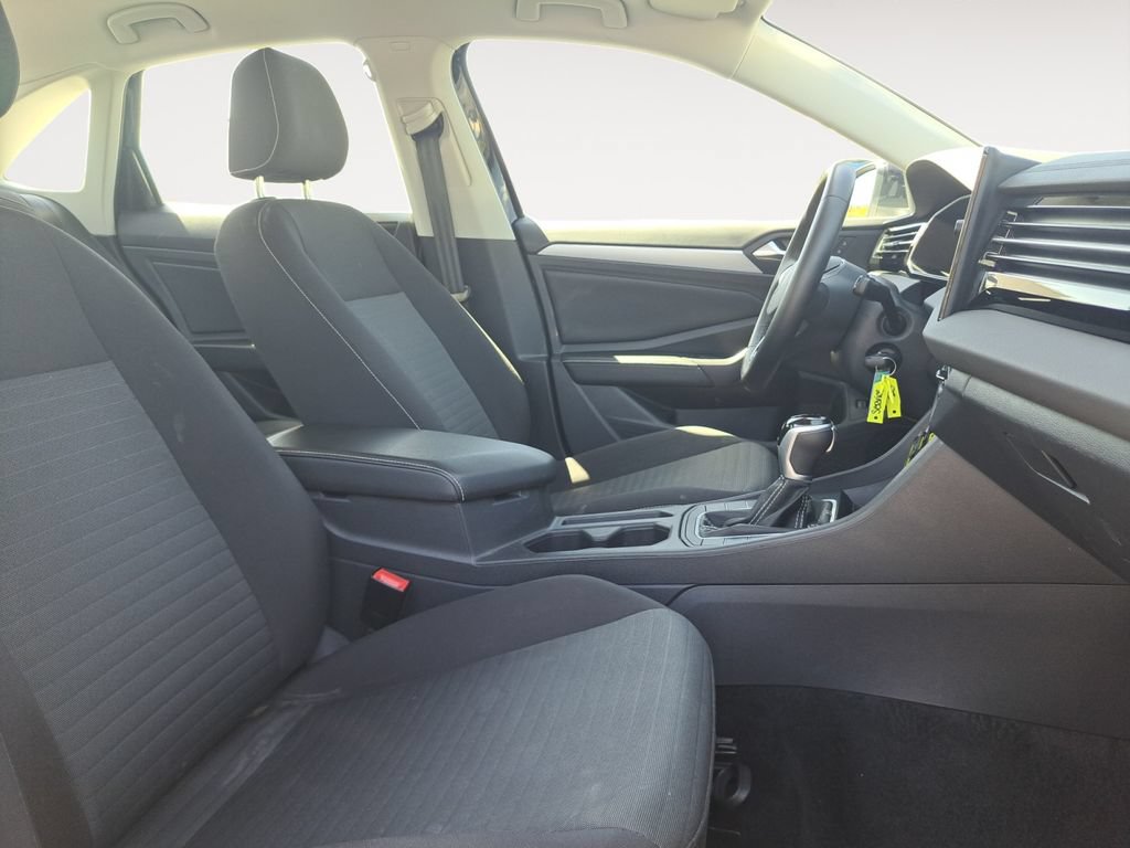 Used 2025 Volkswagen Jetta S FWD image 15