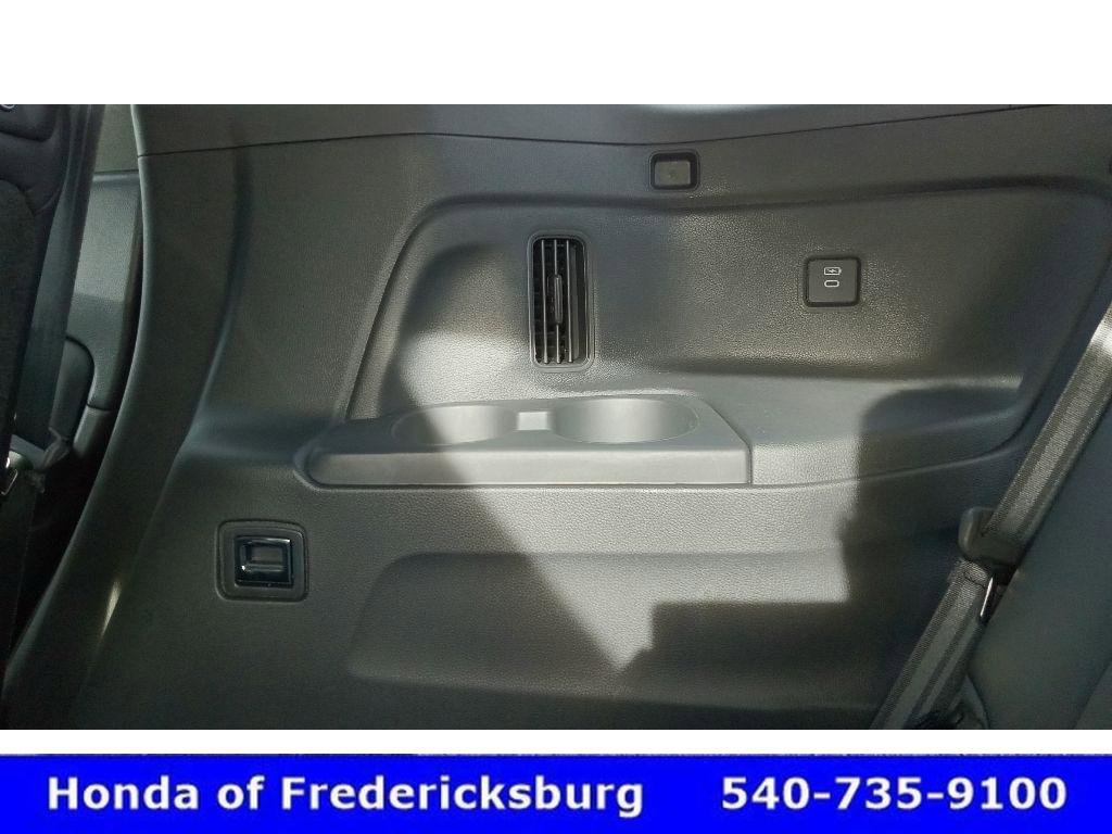 Certified 2025 Honda Pilot Black Edition image 38