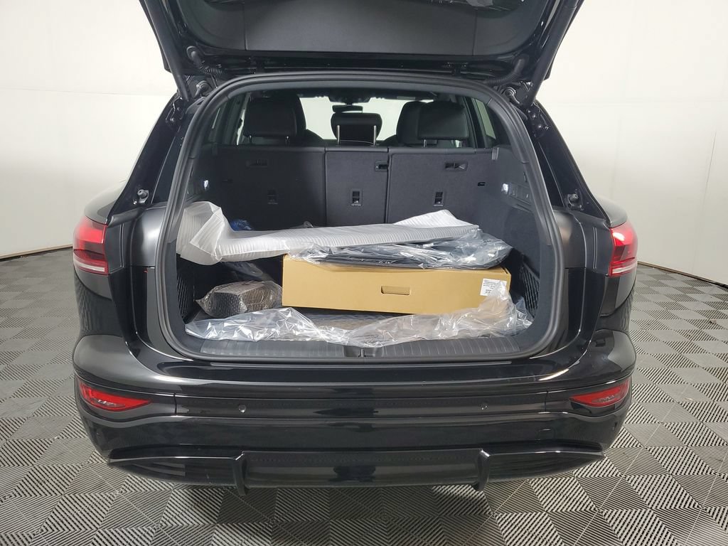 New 2027 Audi Q6 e-tron Premium Plus AWD/4WD image 9