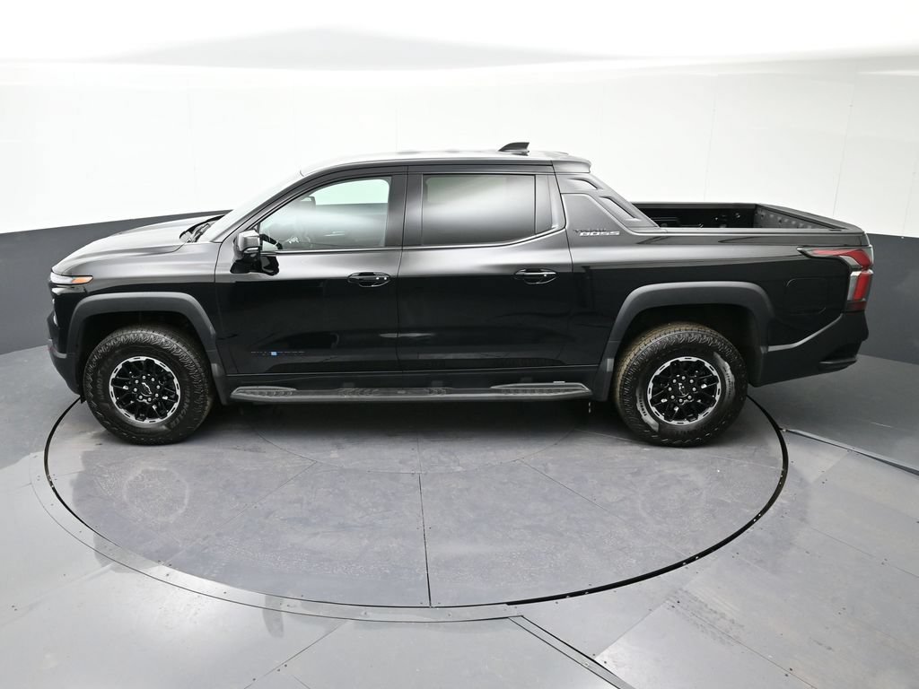 Used 2026 Chevrolet Silverado EV Trail Boss w/ Plus Package AWD/4WD image 17