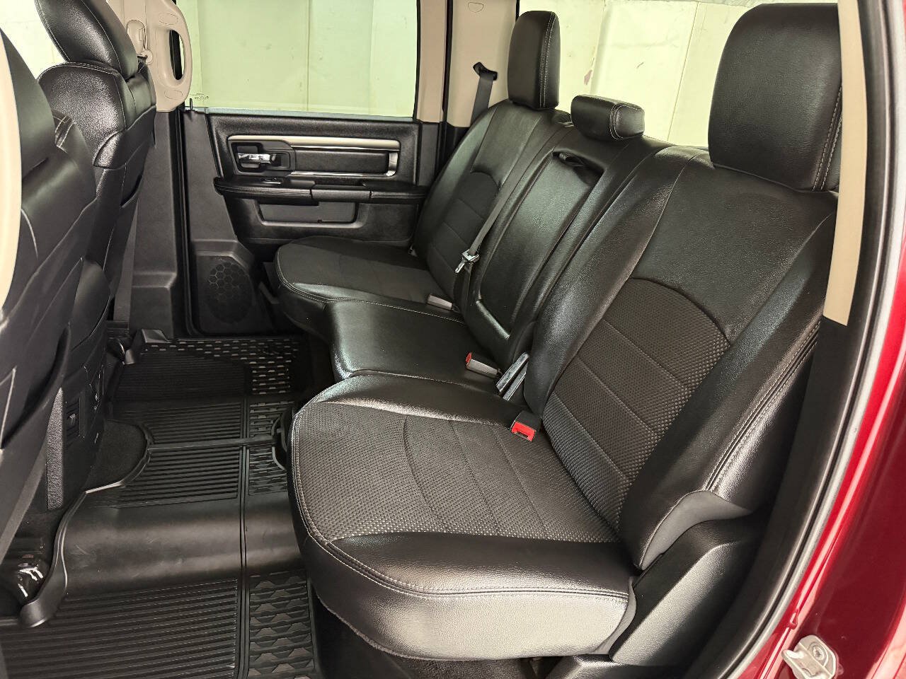 Used 2018 RAM 2500 Lone Star w/ Sport Appearance Group AWD/4WD image 34