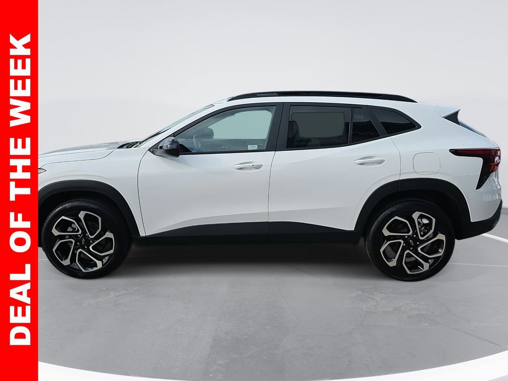 New 2025 Chevrolet Trax RS w/ Sunroof Package image 6