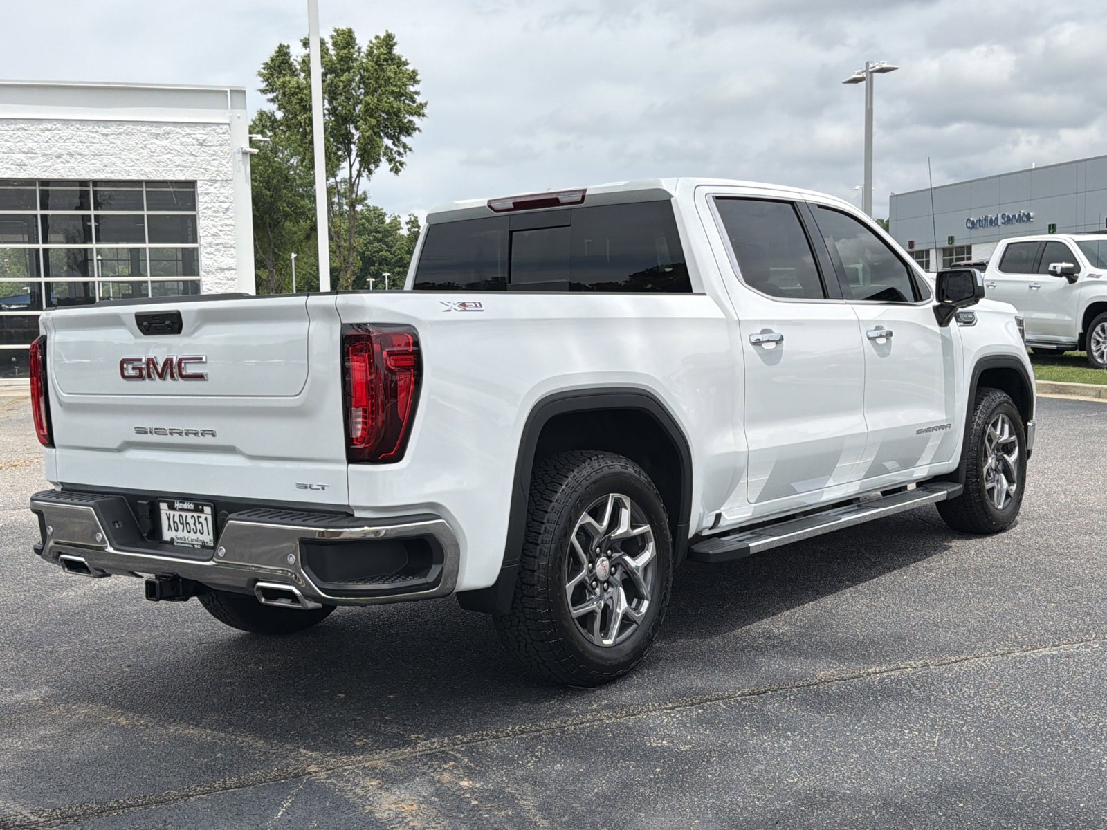 Used 2026 GMC Sierra 1500 SLT w/ SLT Premium Plus Package AWD/4WD image 12
