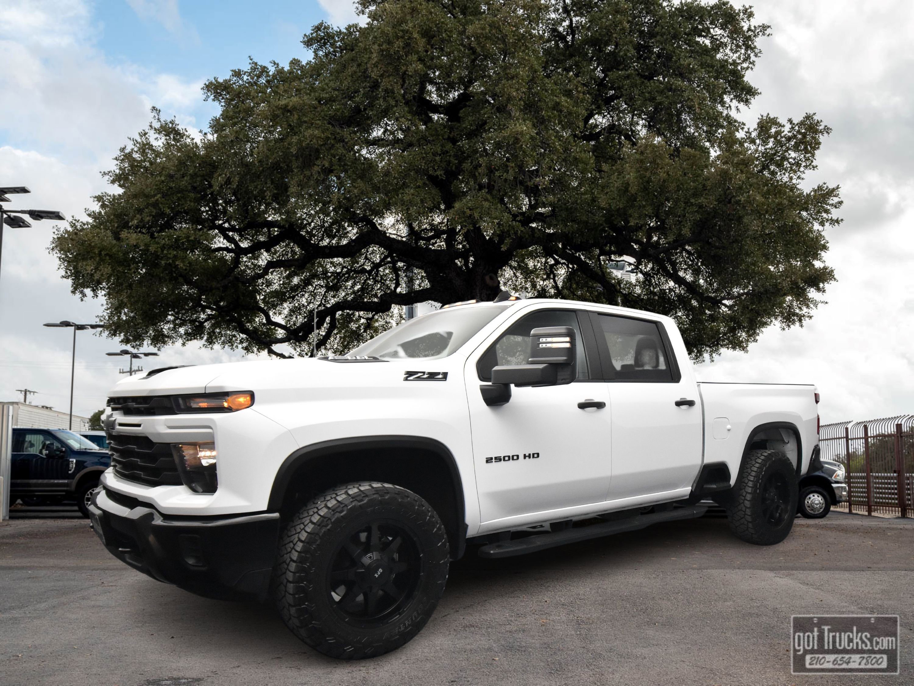 Used 2024 Chevrolet Silverado 2500 Custom w/ Custom Value Package