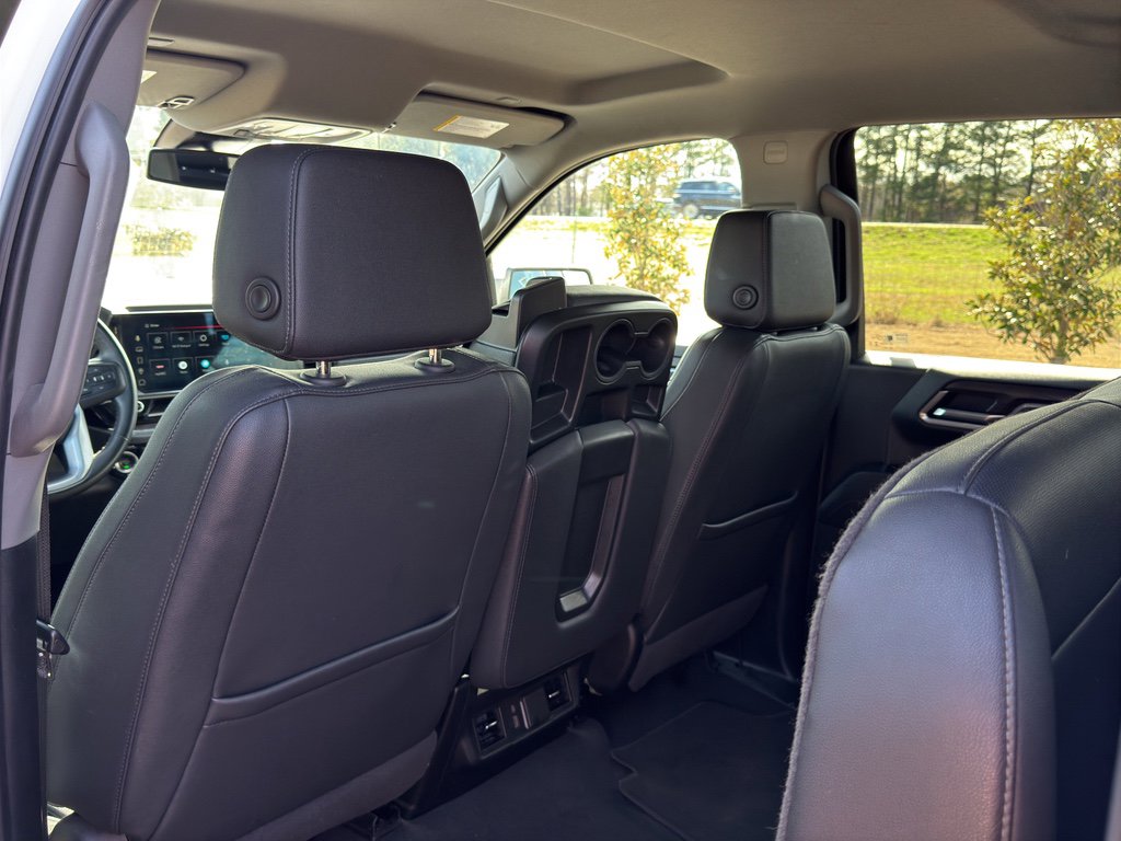 Used 2025 GMC Sierra 1500 SLT image 12