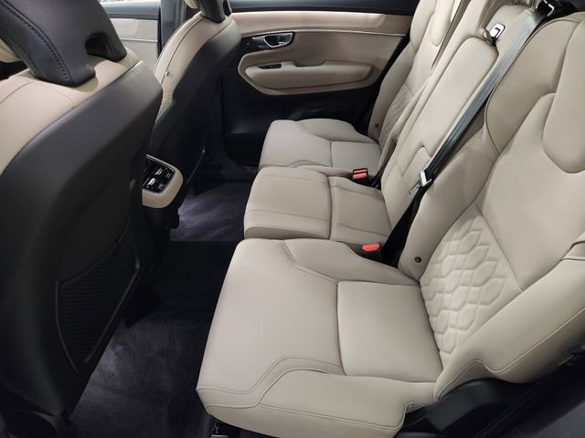 New 2026 Volvo XC90 B6 Plus w/ Protection Package Premier image 29