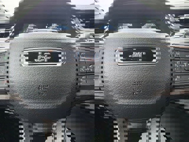 New 2025 Jeep Grand Cherokee L Limited w/ Trailer Tow Package image 20