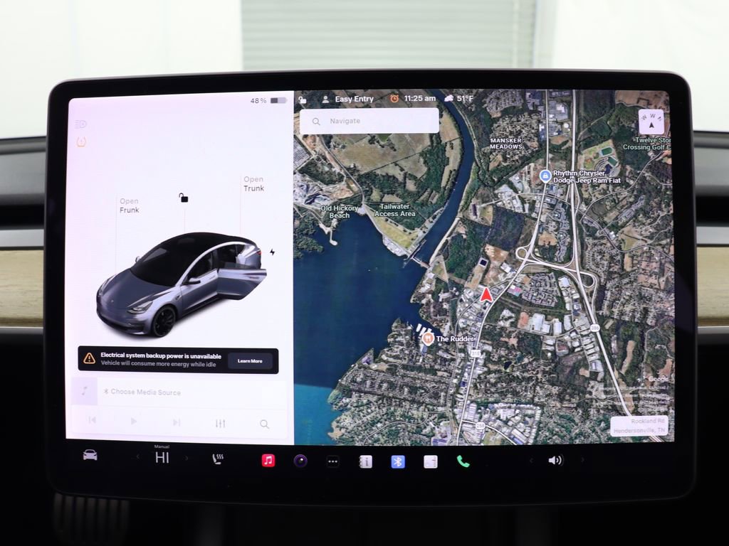 Used 2021 Tesla Model 3 Performance image 18