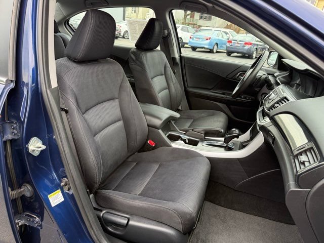 Used 2013 Honda Accord Sport image 19