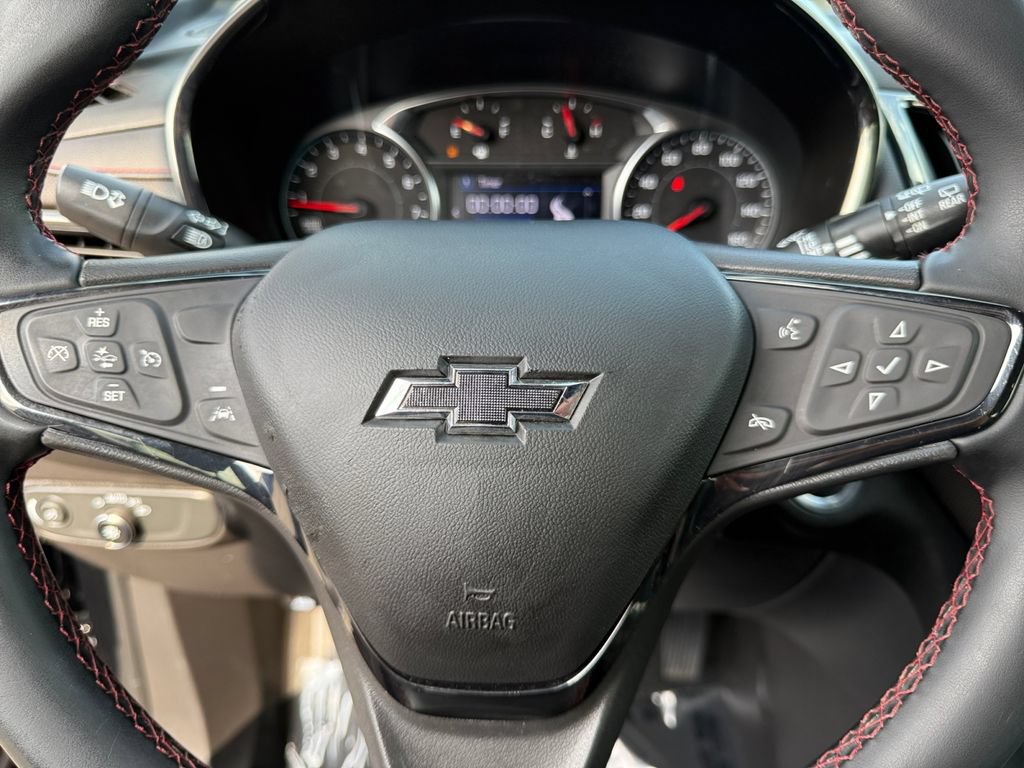 Used 2023 Chevrolet Equinox RS AWD/4WD image 18