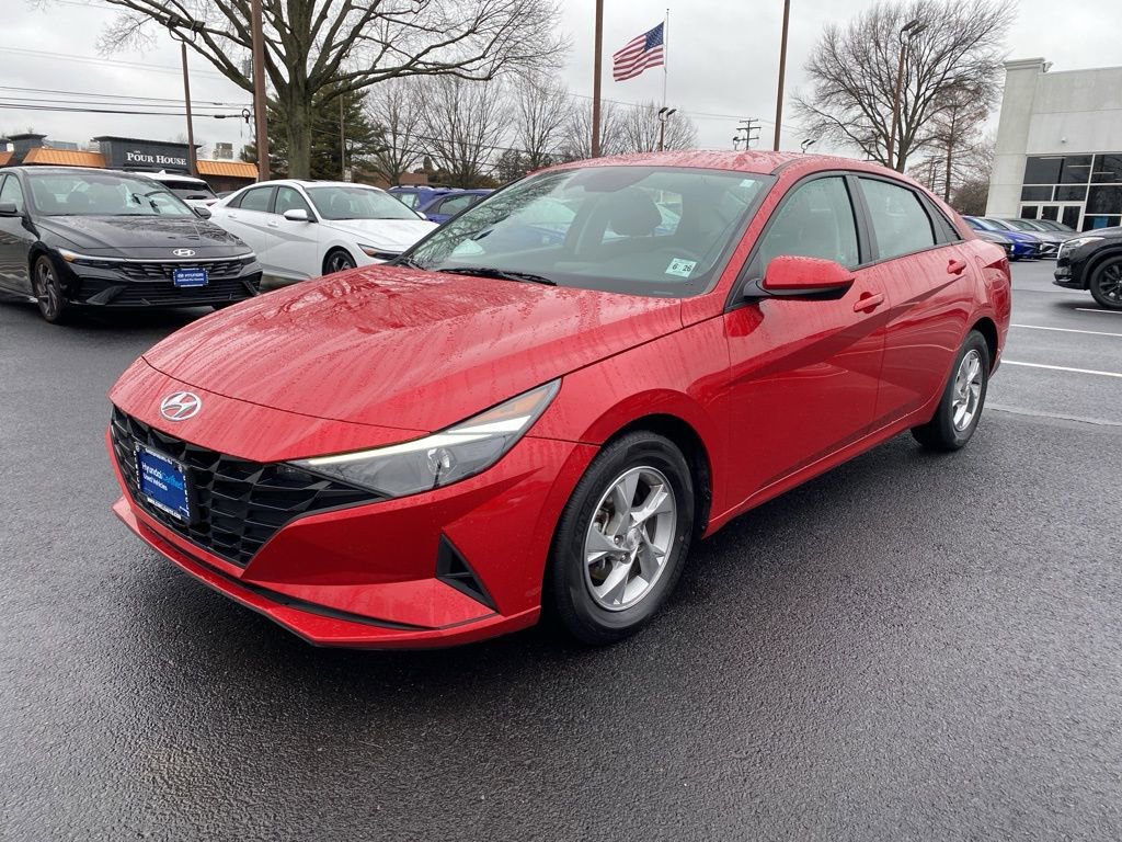 Certified 2021 Hyundai Elantra SE image 5